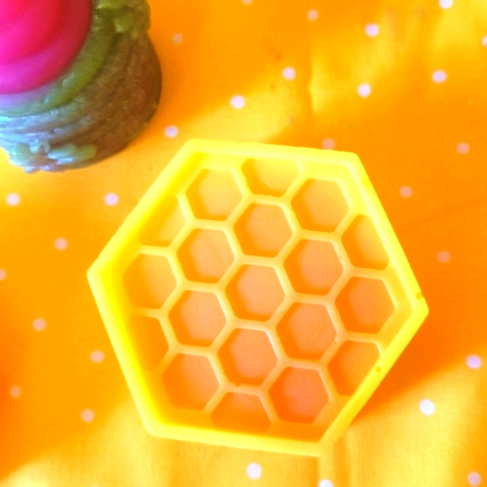 "🐝👑"Unique Queen Bee  Gift Set" Handcrafted - Picture 5 of 16